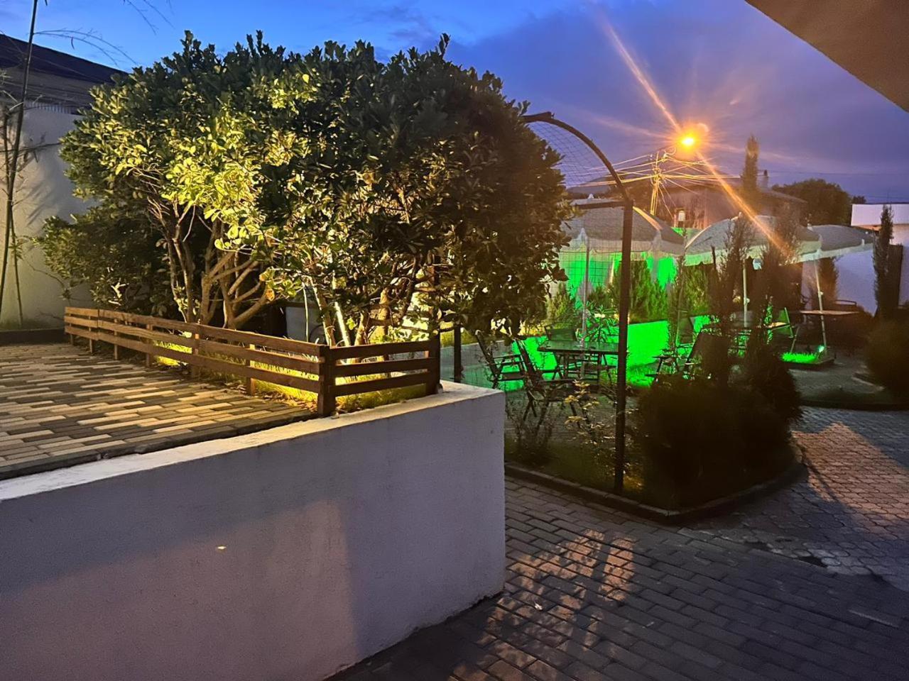Villa Gardens Кобулети Экстерьер фото